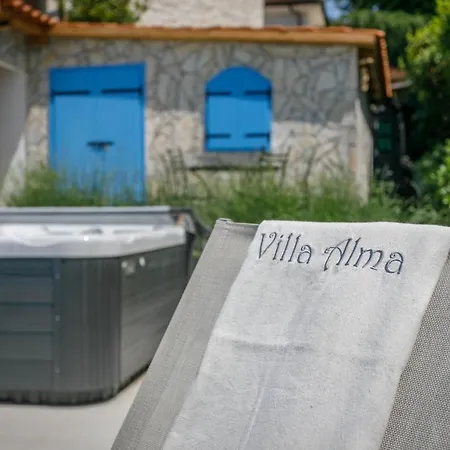 Alma Krk Σπίτι διακοπών *