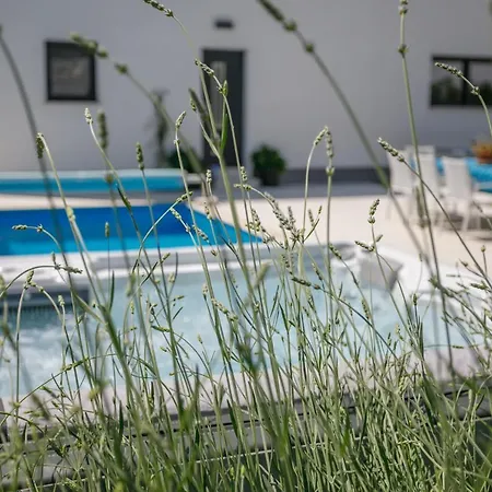 Сasa de vacaciones Alma Krk *