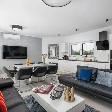 Сasa de vacaciones Alma Krk Krk Town