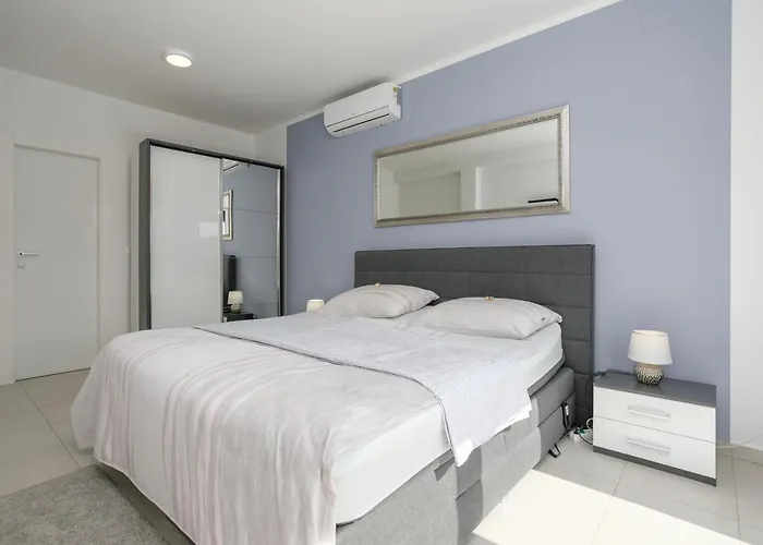 Dom wakacyjny Alma Krk Krk Town